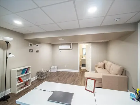 87 Morningside Drive North Kingstown RI 02852