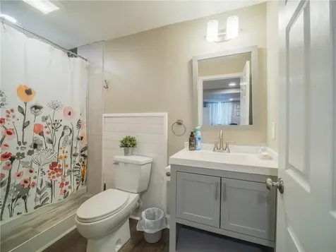 87 Morningside Drive North Kingstown RI 02852