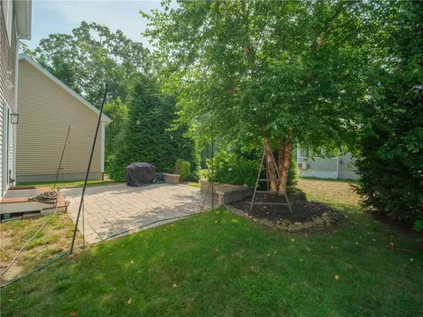 87 Morningside Drive North Kingstown RI 02852