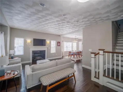 87 Morningside Drive North Kingstown RI 02852