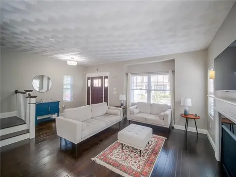 87 Morningside Drive North Kingstown RI 02852