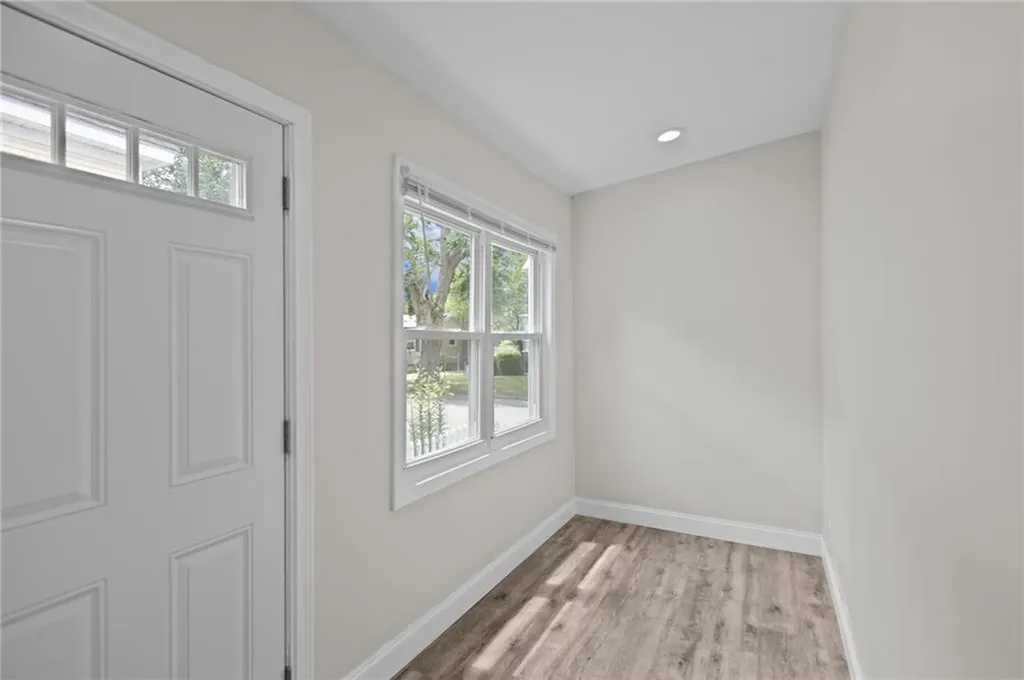 358 Pawtuxet Avenue Warwick RI 02888