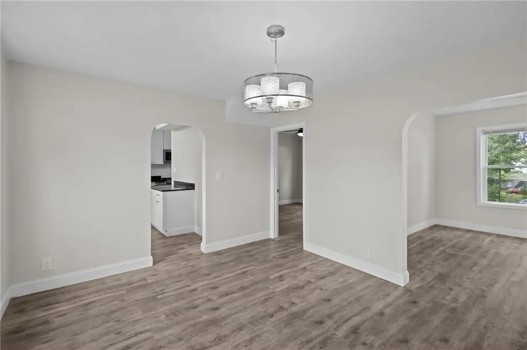 358 Pawtuxet Avenue Warwick RI 02888
