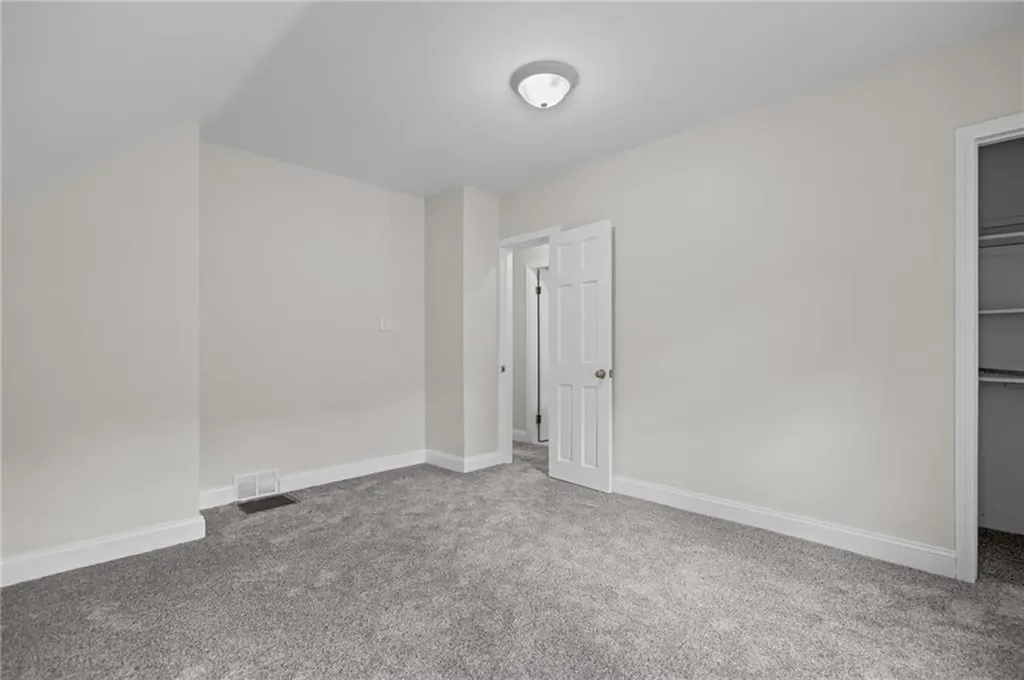 358 Pawtuxet Avenue Warwick RI 02888