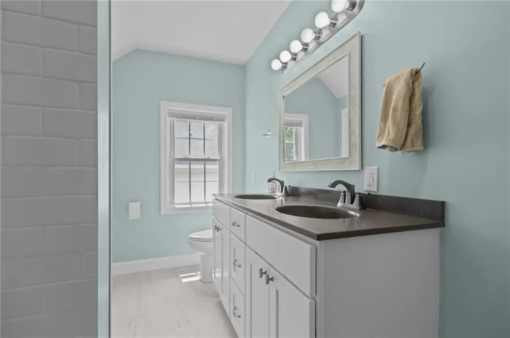 358 Pawtuxet Avenue Warwick RI 02888