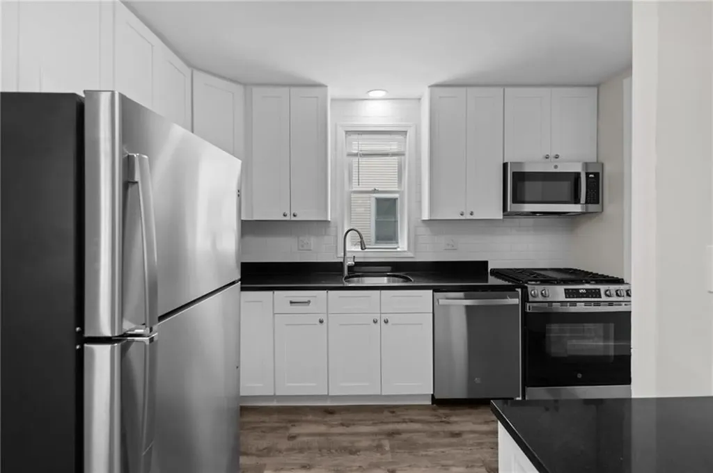 358 Pawtuxet Avenue Warwick RI 02888