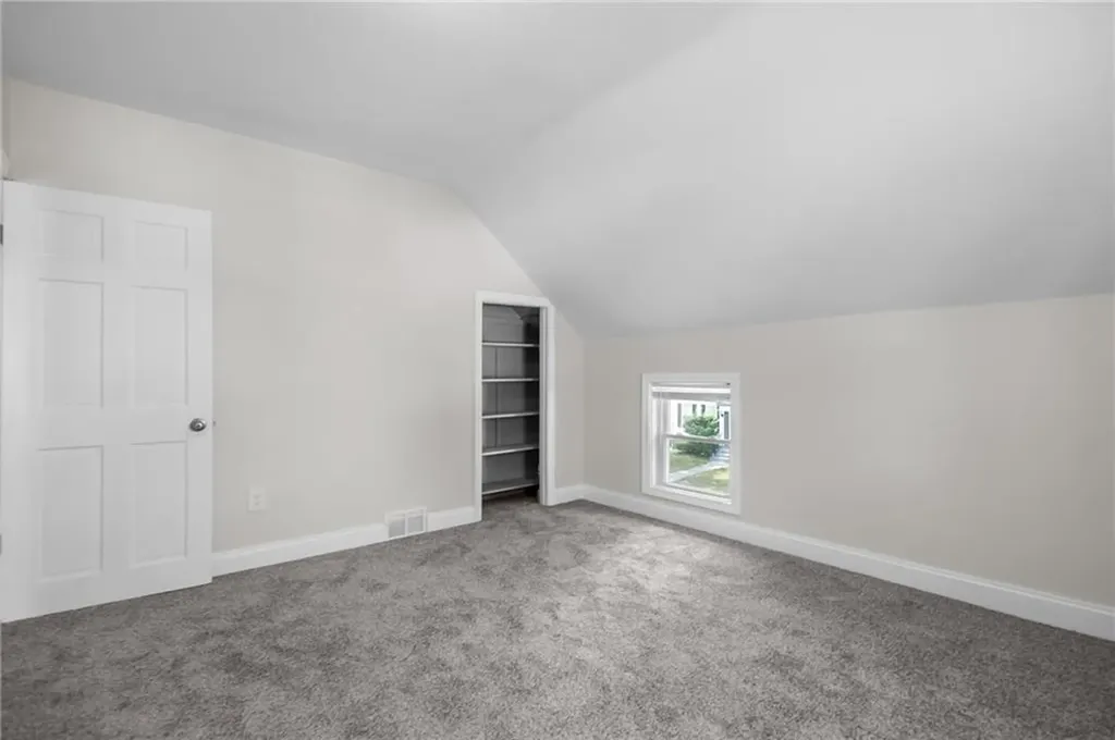358 Pawtuxet Avenue Warwick RI 02888