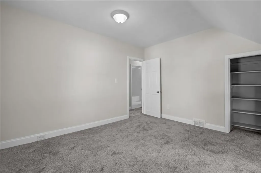 358 Pawtuxet Avenue Warwick RI 02888