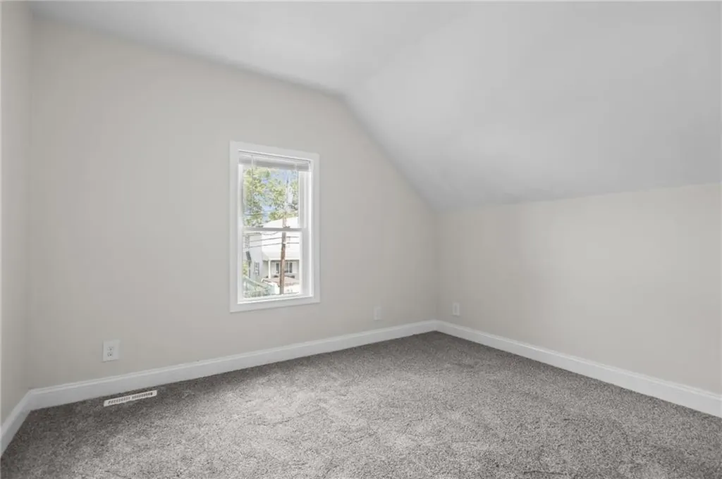 358 Pawtuxet Avenue Warwick RI 02888