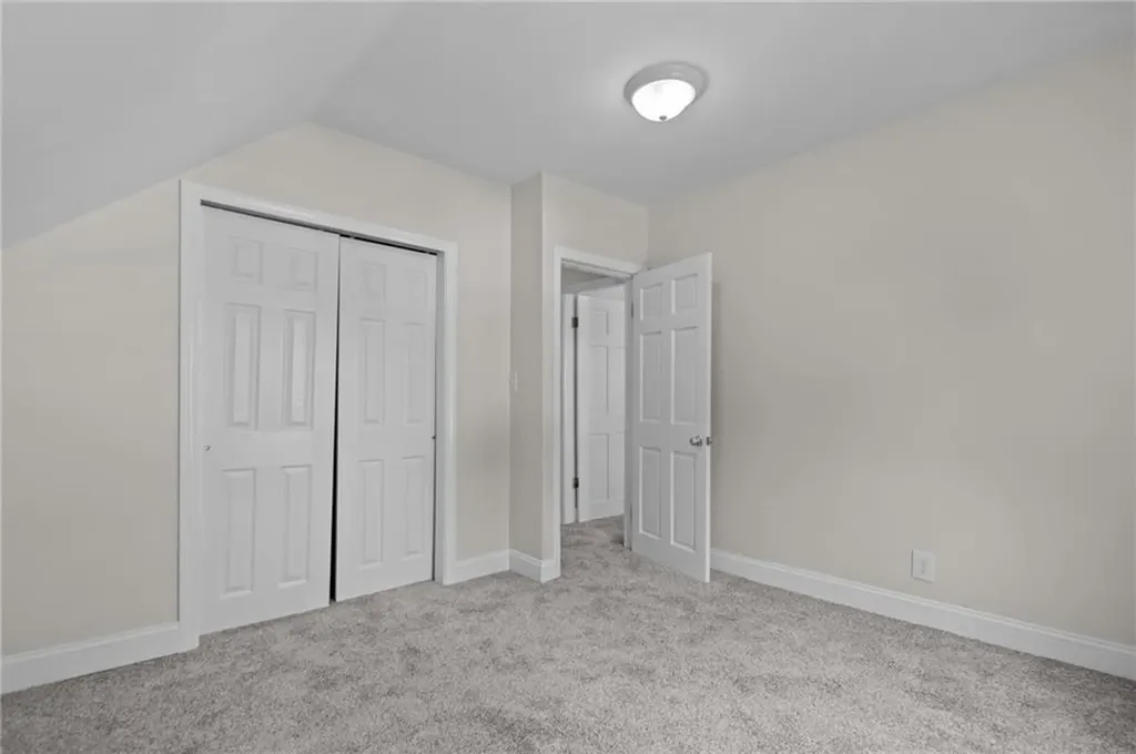 358 Pawtuxet Avenue Warwick RI 02888
