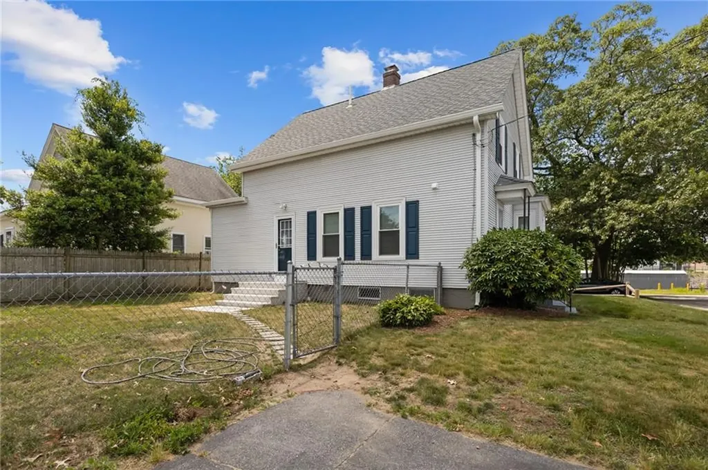 358 Pawtuxet Avenue Warwick RI 02888