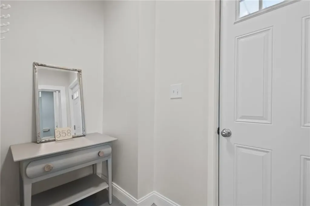 358 Pawtuxet Avenue Warwick RI 02888