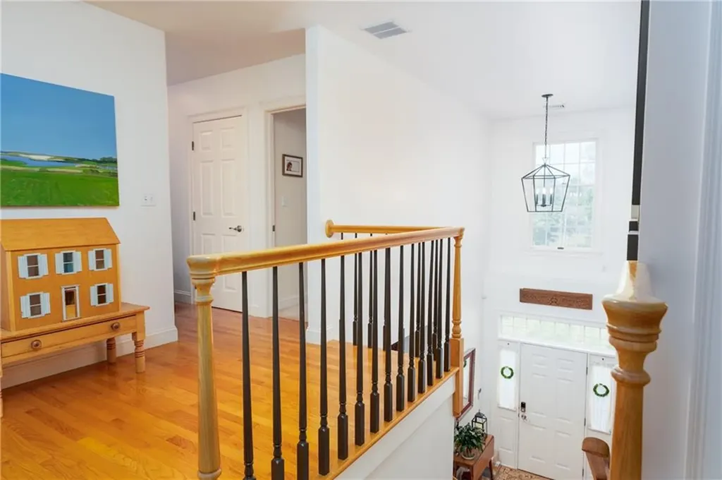 167 Meadow Lane Middletown RI 02842