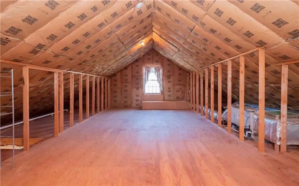 167 Meadow Lane Middletown RI 02842