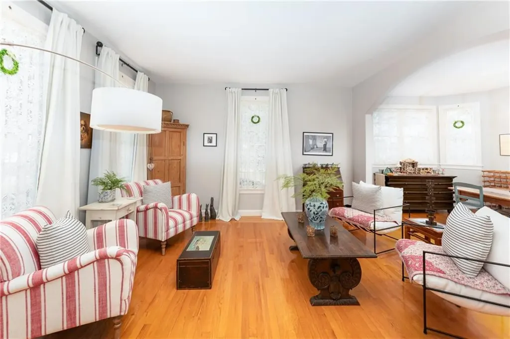 167 Meadow Lane Middletown RI 02842