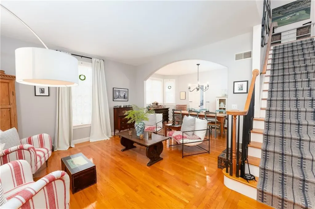 167 Meadow Lane Middletown RI 02842