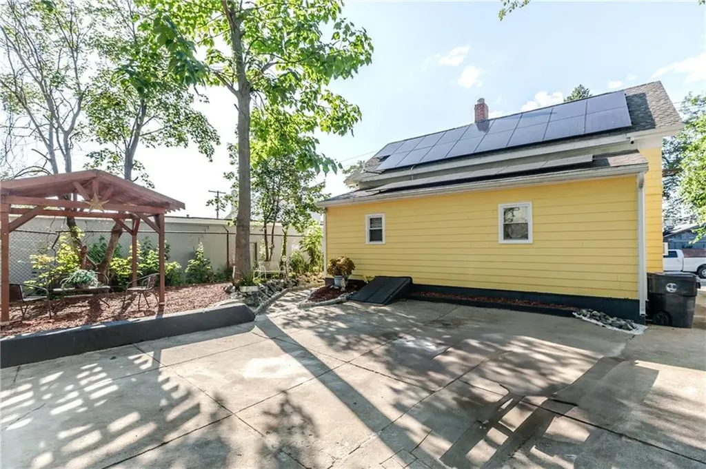 138 Foundry Street Central Falls RI 02863