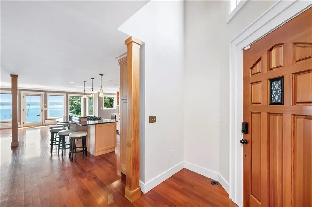 77 William Street Portsmouth RI 02871