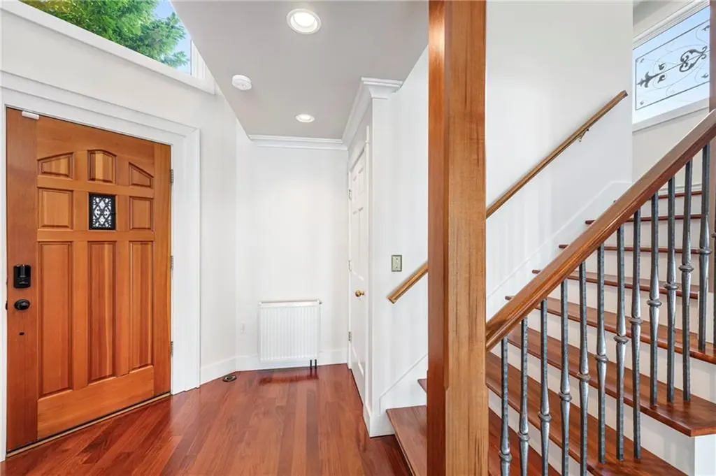 77 William Street Portsmouth RI 02871