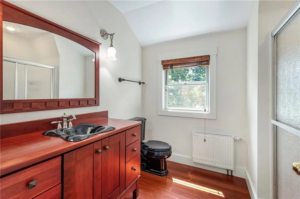 77 William Street Portsmouth RI 02871