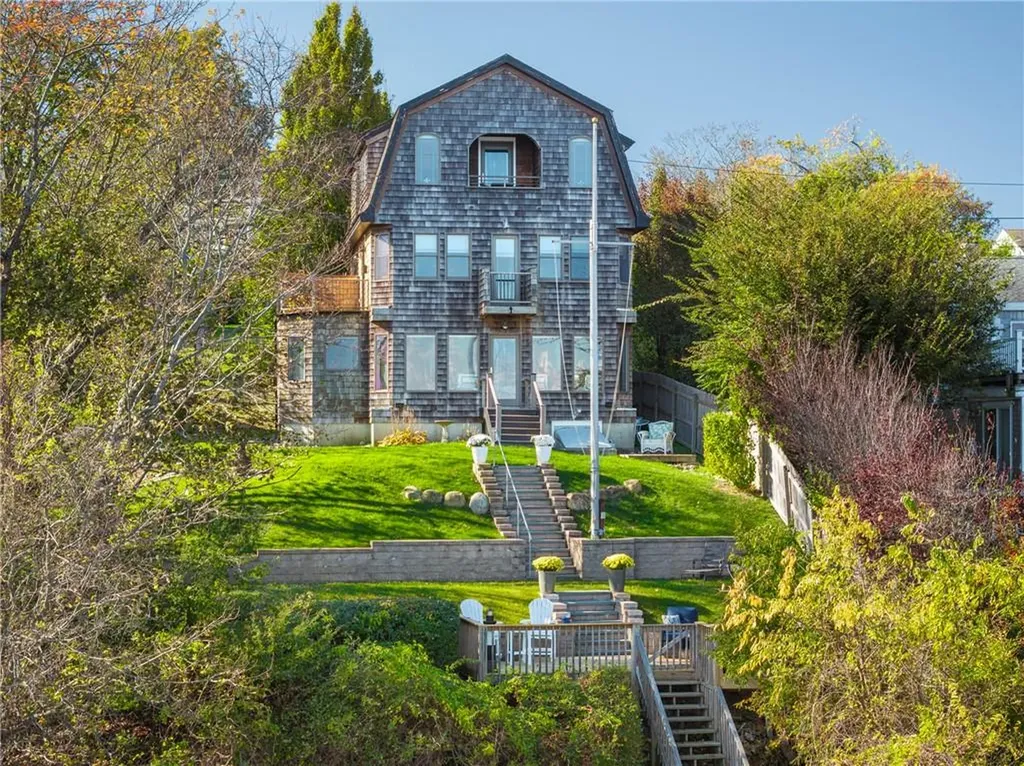 77 William Street Portsmouth RI 02871