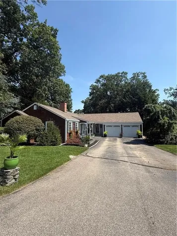 40 Meredith Drive Cranston RI 02920