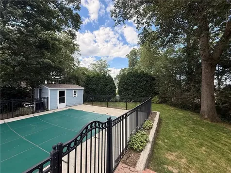 40 Meredith Drive Cranston RI 02920