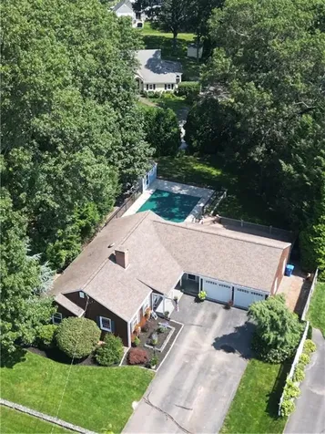 40 Meredith Drive Cranston RI 02920