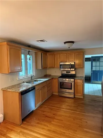 40 Meredith Drive Cranston RI 02920