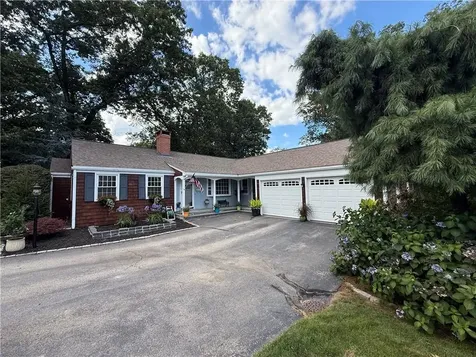 40 Meredith Drive Cranston RI 02920