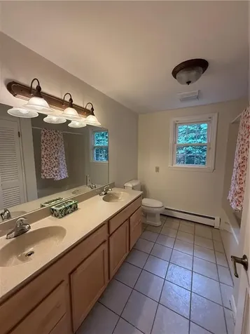 40 Meredith Drive Cranston RI 02920