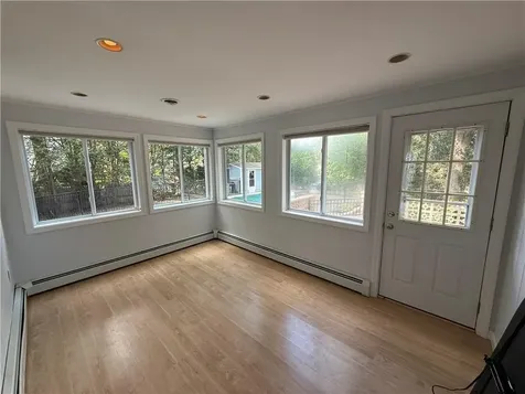 40 Meredith Drive Cranston RI 02920