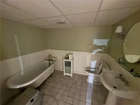 40 Meredith Drive Cranston RI 02920