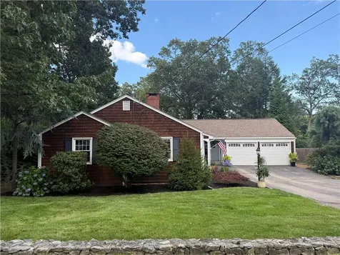 40 Meredith Drive Cranston RI 02920