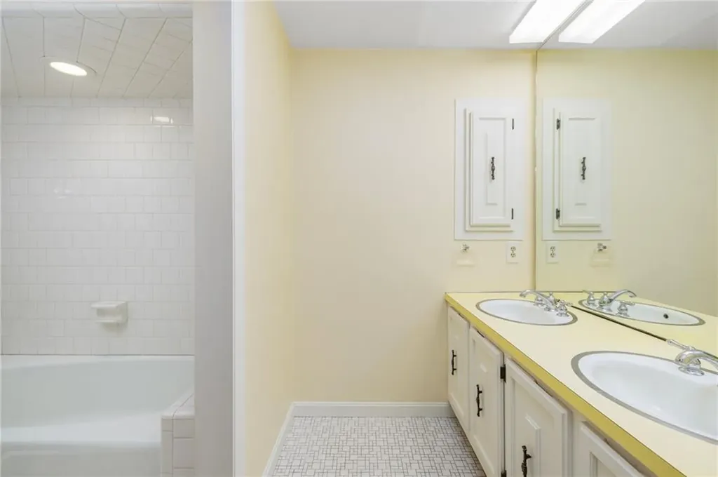 515 Wakefield Street West Warwick RI 02893