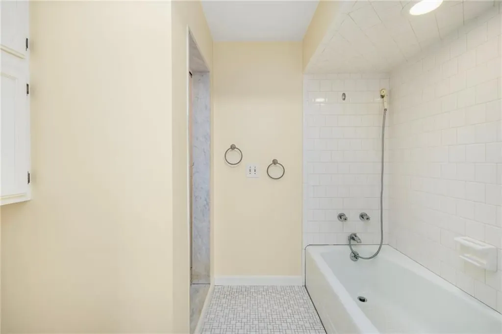 515 Wakefield Street West Warwick RI 02893
