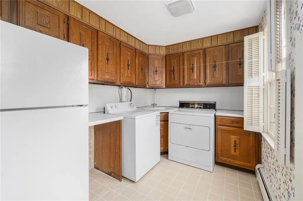 515 Wakefield Street West Warwick RI 02893