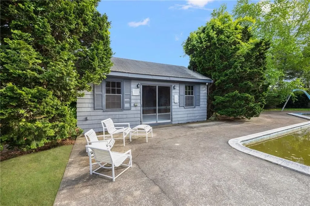 515 Wakefield Street West Warwick RI 02893
