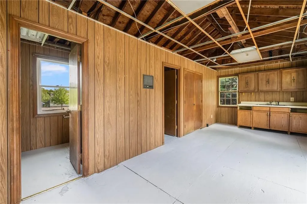 515 Wakefield Street West Warwick RI 02893