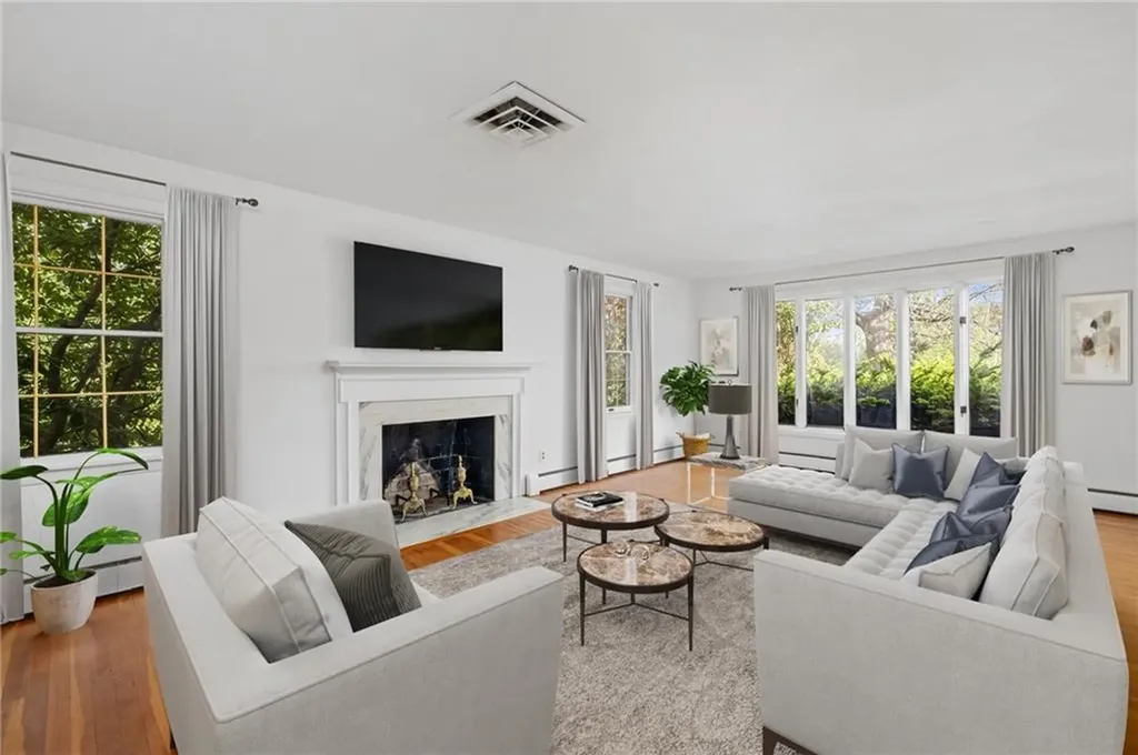515 Wakefield Street West Warwick RI 02893