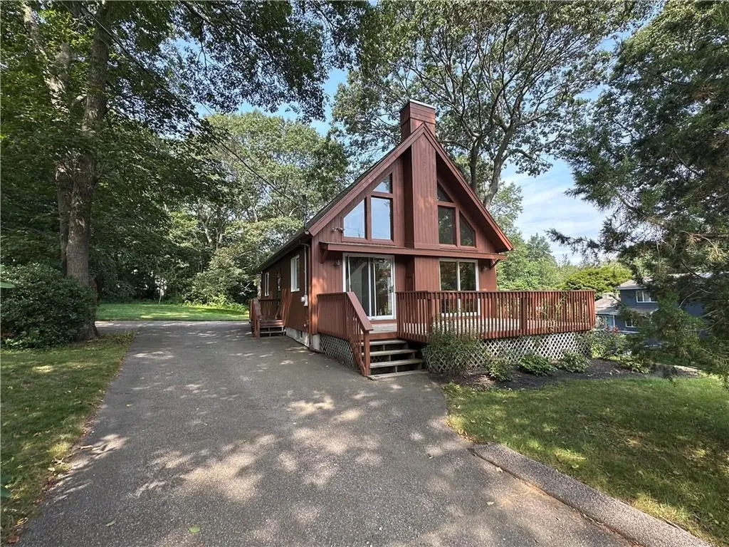 3 Ledgewood Drive Westerly RI 02891
