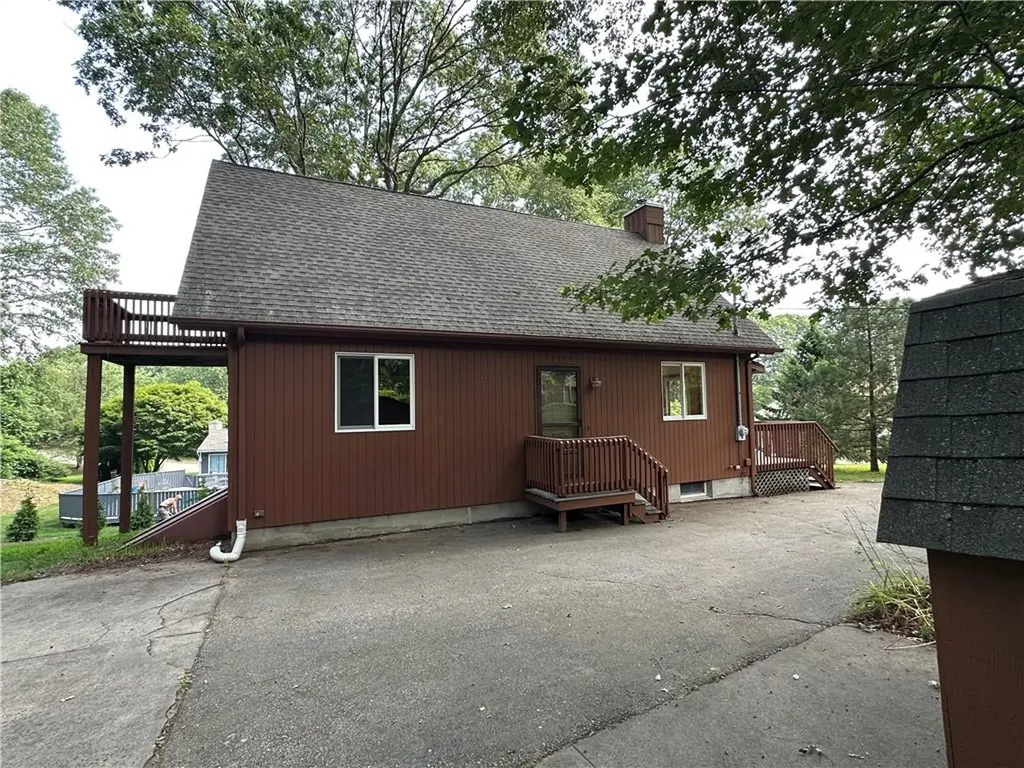 3 Ledgewood Drive Westerly RI 02891