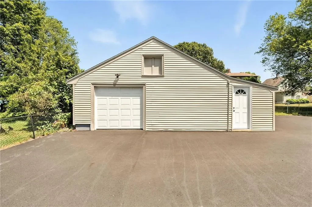32 Jackson Street Woonsocket RI 02895
