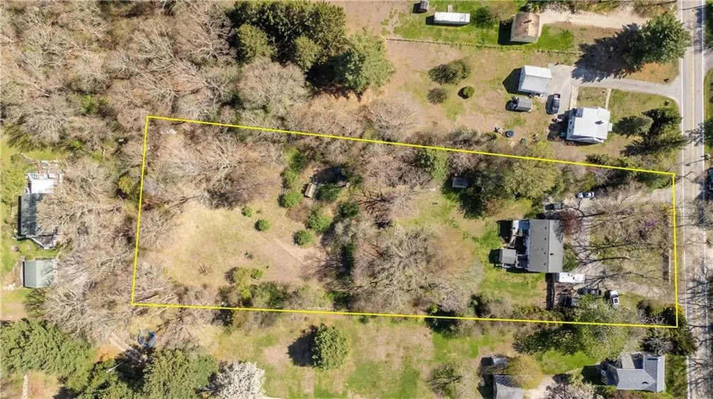 246 Long Highway Little Compton RI 02837