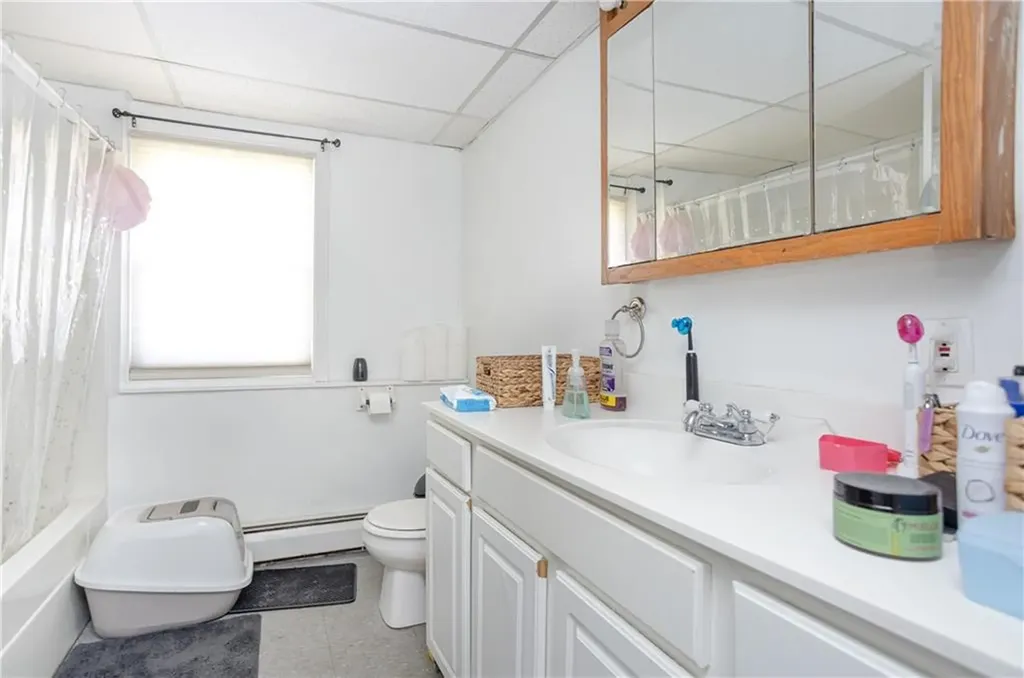 246 Long Highway Little Compton RI 02837