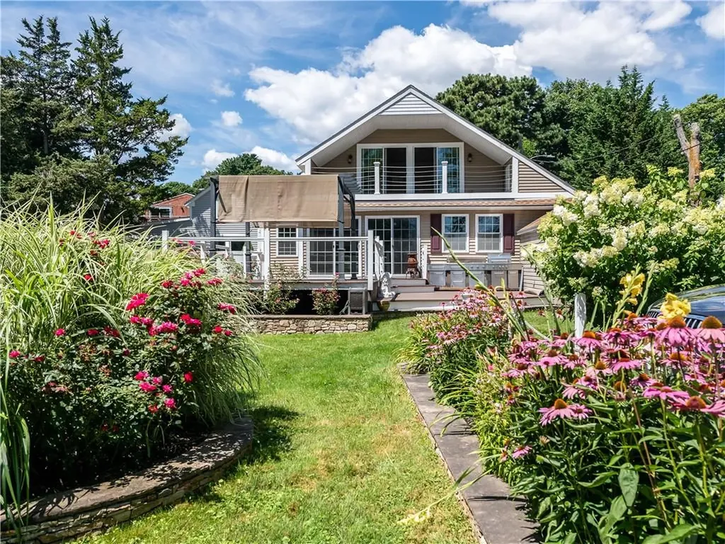 44 Riverside Avenue Warwick RI 02889