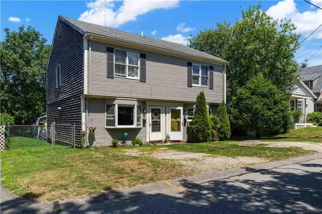 43 Garfield Street Newport RI 02840