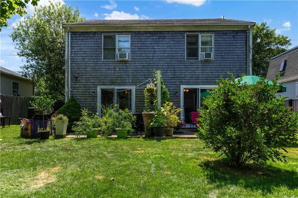 43 Garfield Street Newport RI 02840