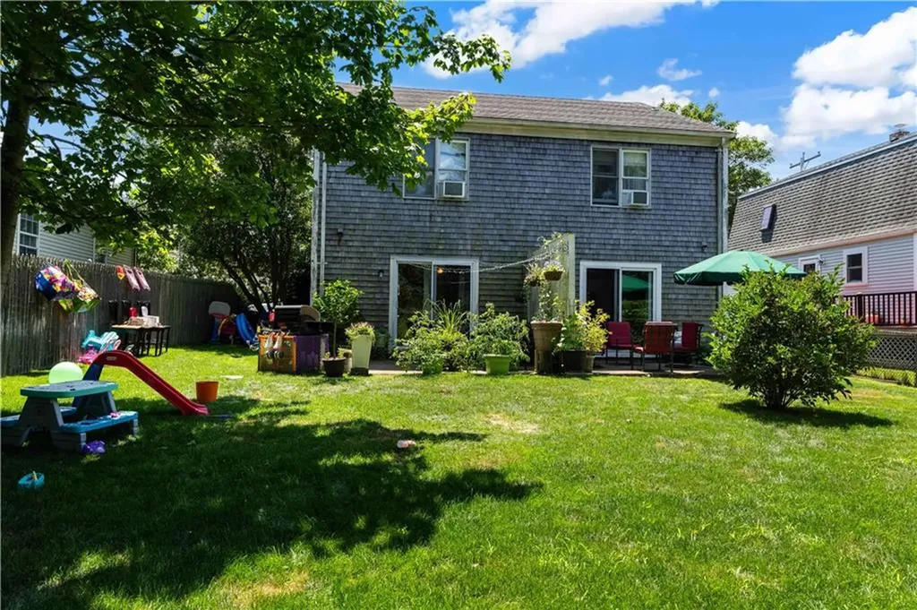 43 Garfield Street Newport RI 02840