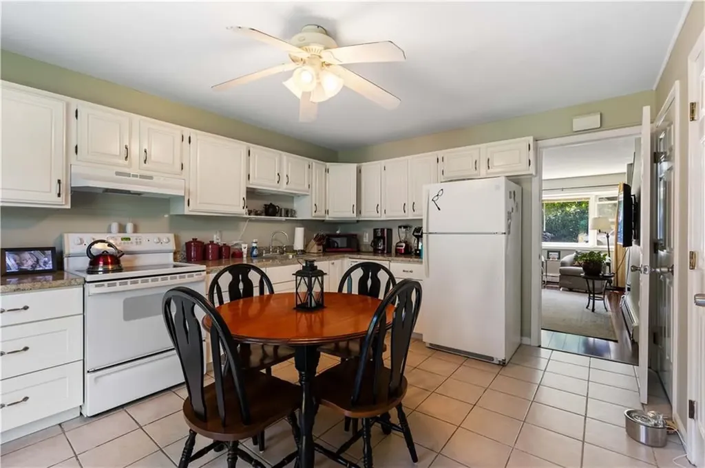 43 Garfield Street Newport RI 02840
